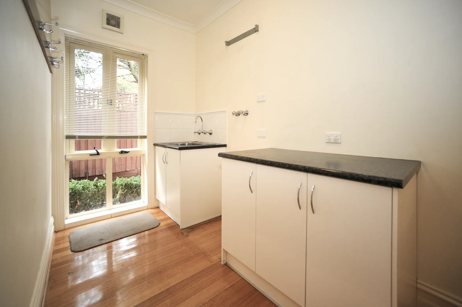Additional image 8 of 1/19 Lodge Road, Camberwell VIC 3124