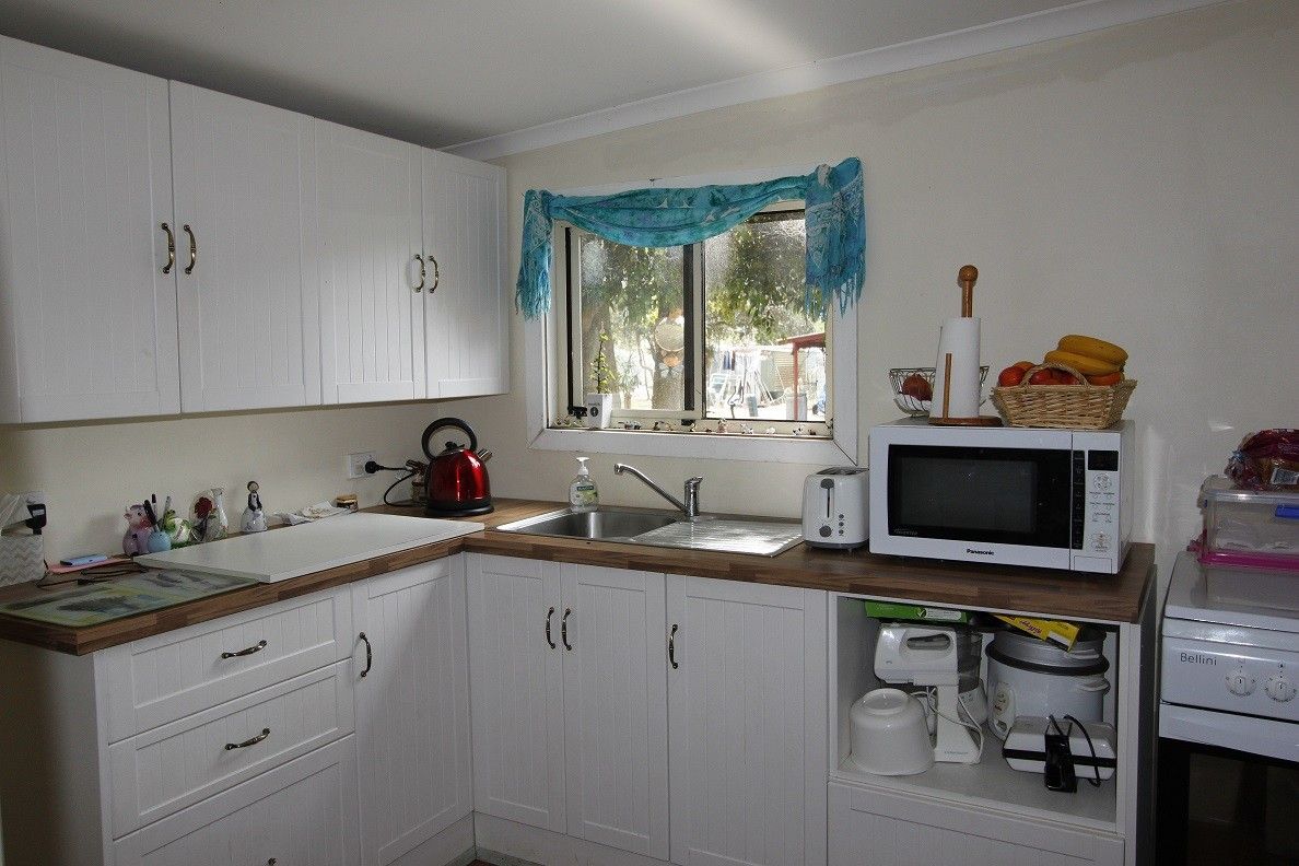 221 Lemon Tree Passage Road, Salt Ash NSW 2318, Image 2