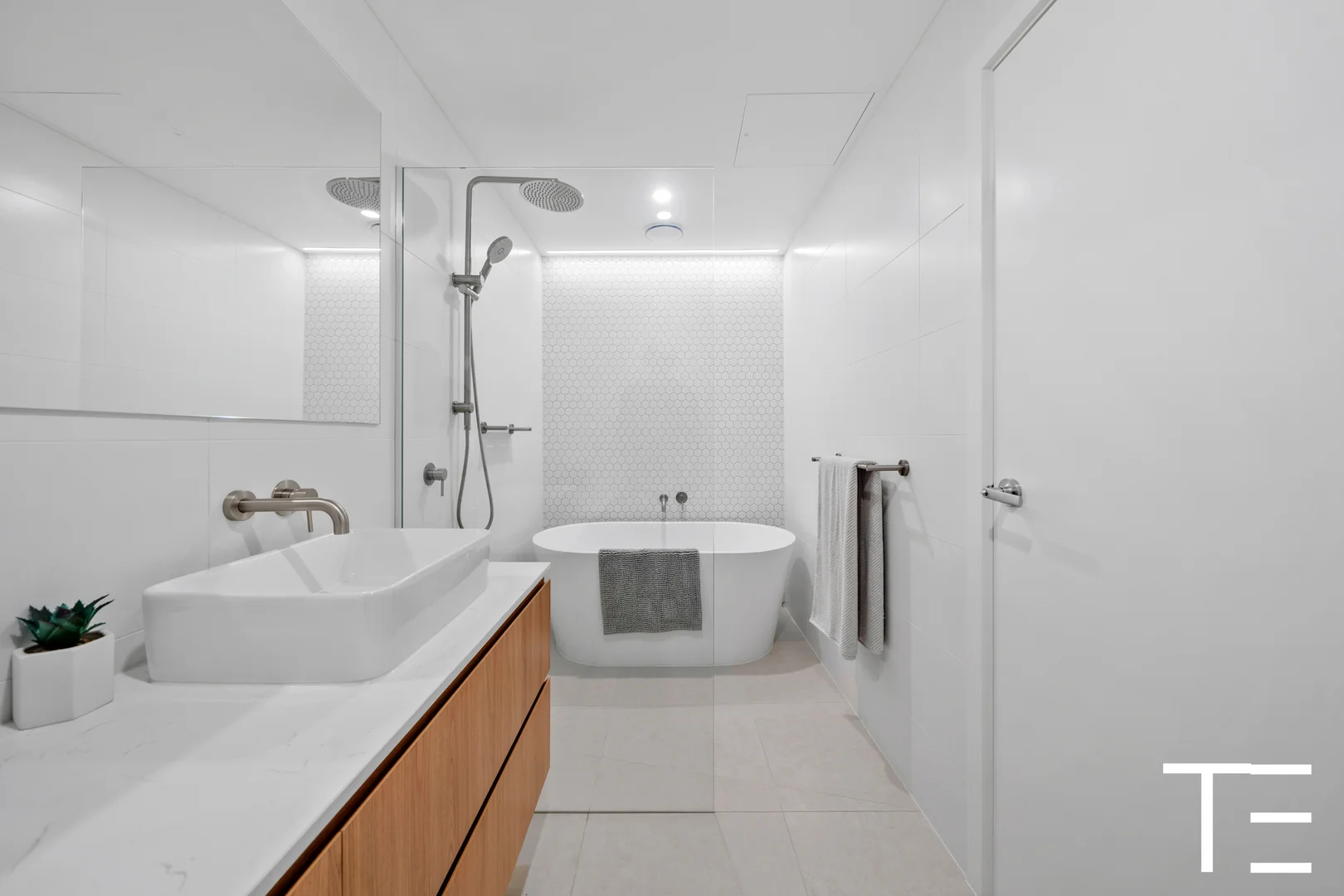 Additional image 11 of 18 Sheoak Crescent, Doncaster East VIC 3109