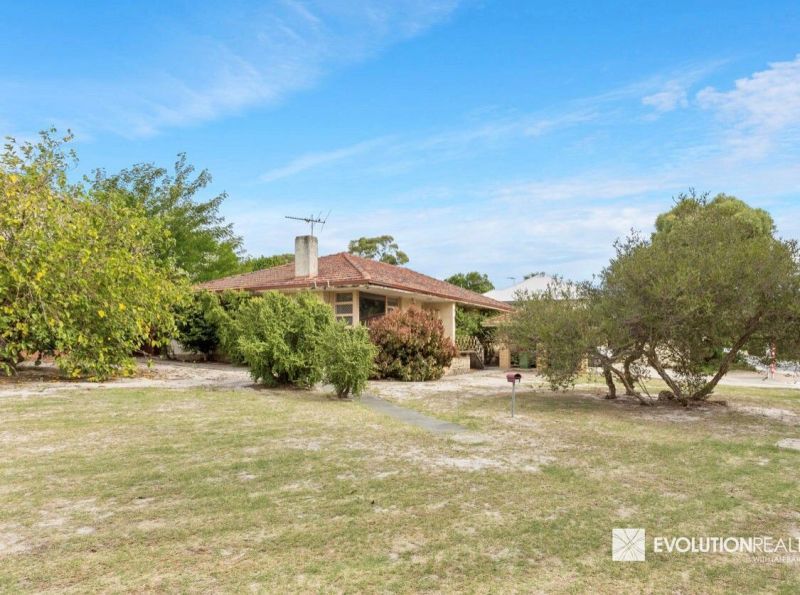 3 bedrooms House in 80 Mccallum Cresent ARDROSS WA, 6153