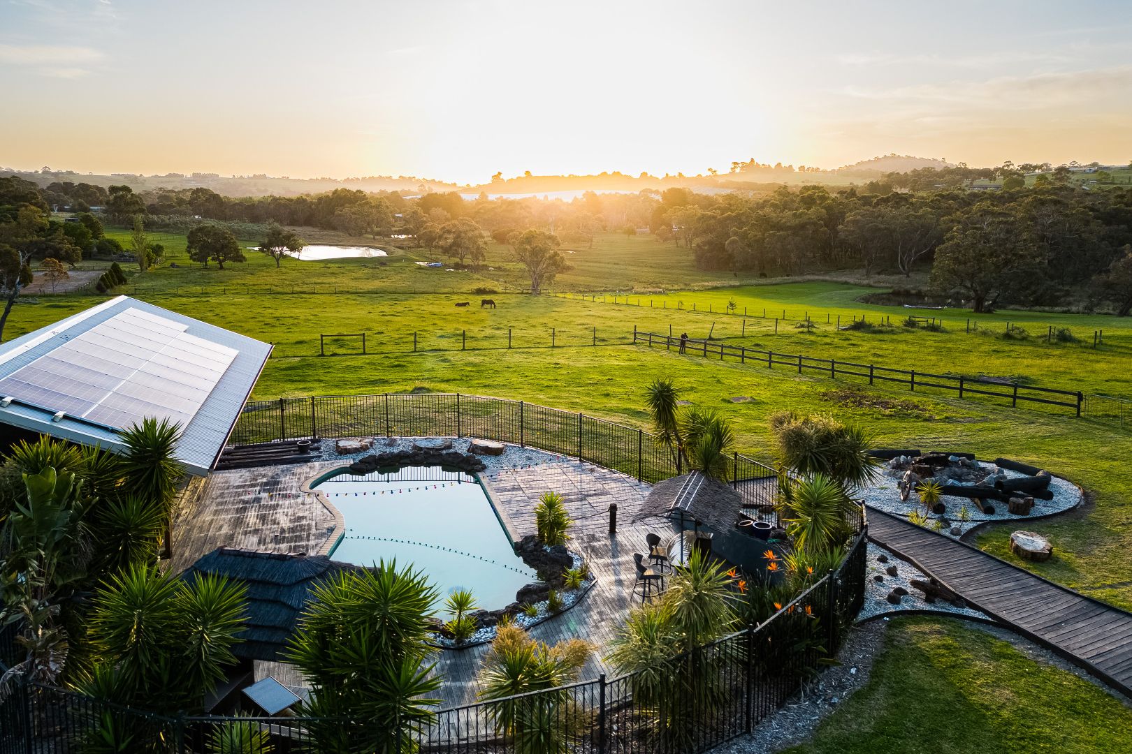 1192 Wellington Road, Narre Warren East VIC 3804 House for Sale