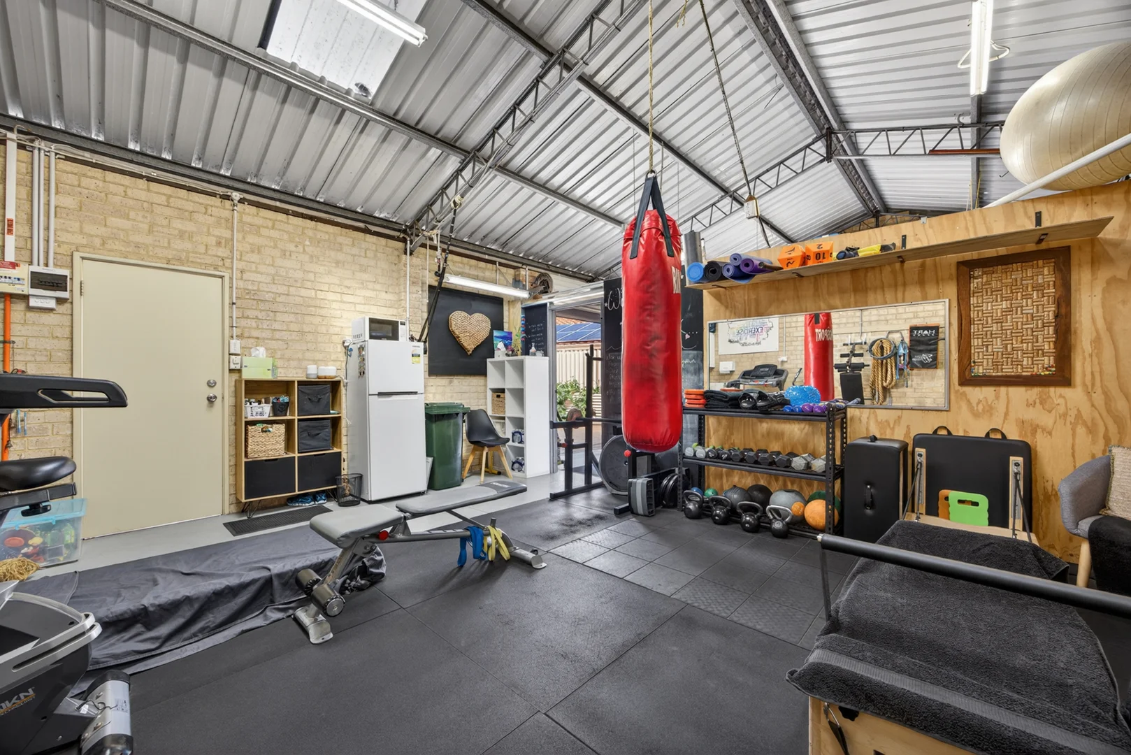 Additional image 28 of 36 Burtonia Place, Canning Vale WA 6155