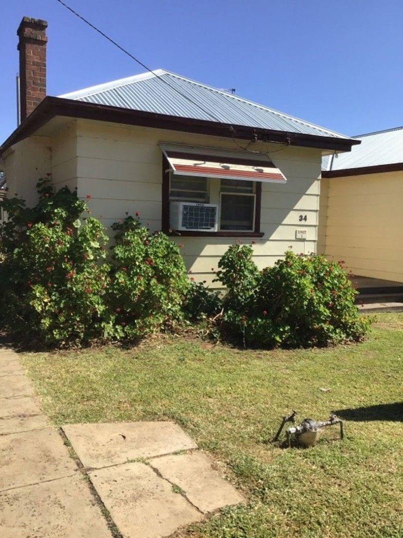 1 bedrooms House in 1/34 Robert Street SOUTH TAMWORTH NSW, 2340