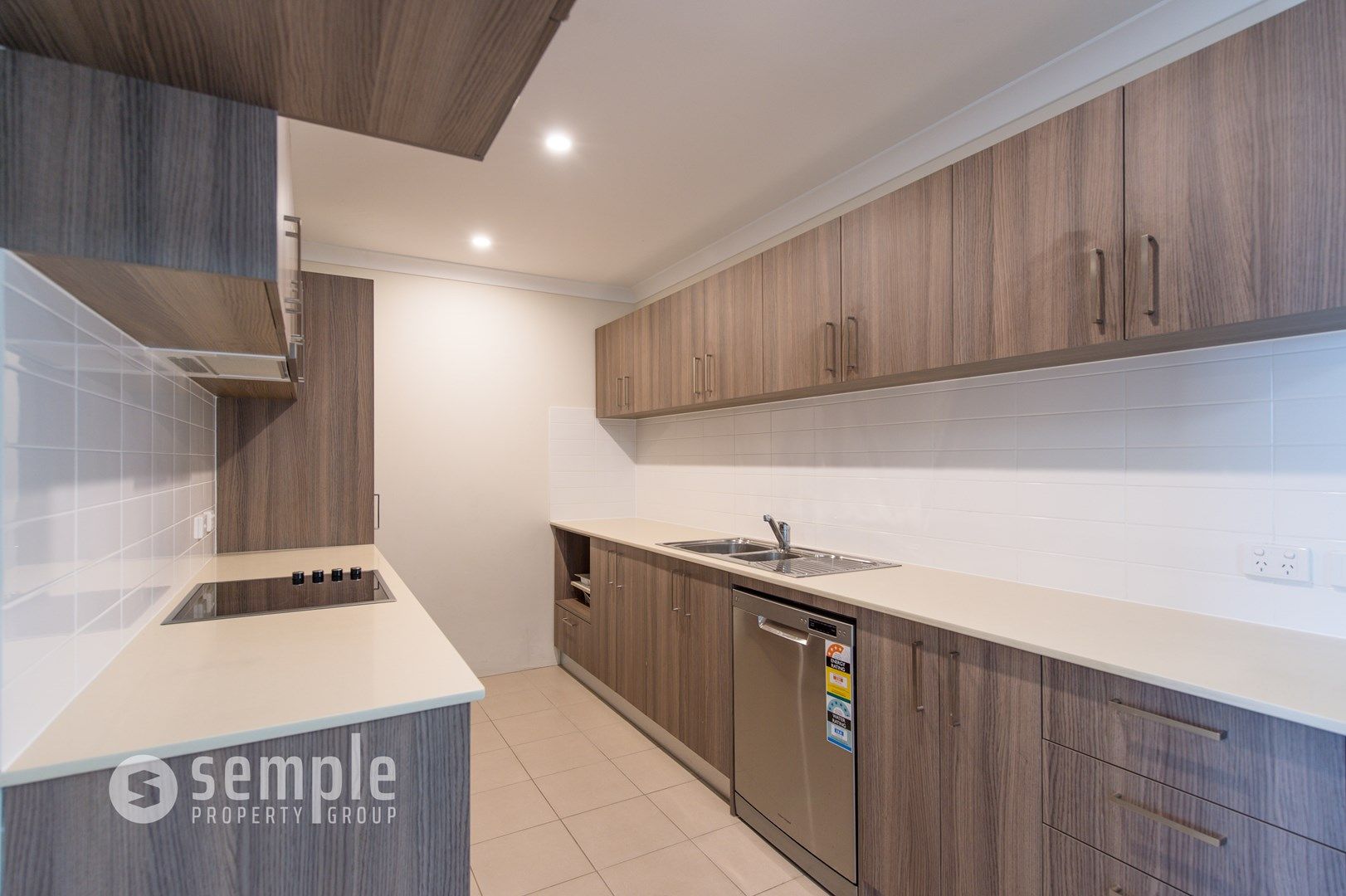 3 bedrooms Apartment / Unit / Flat in 9/6 Barnong Lookout BEELIAR WA, 6164