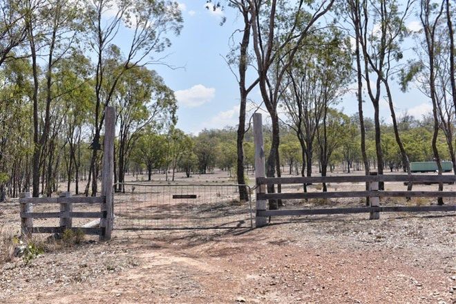 Picture of 2352 Leyburn Cunningham Road, PRATTEN QLD 4370