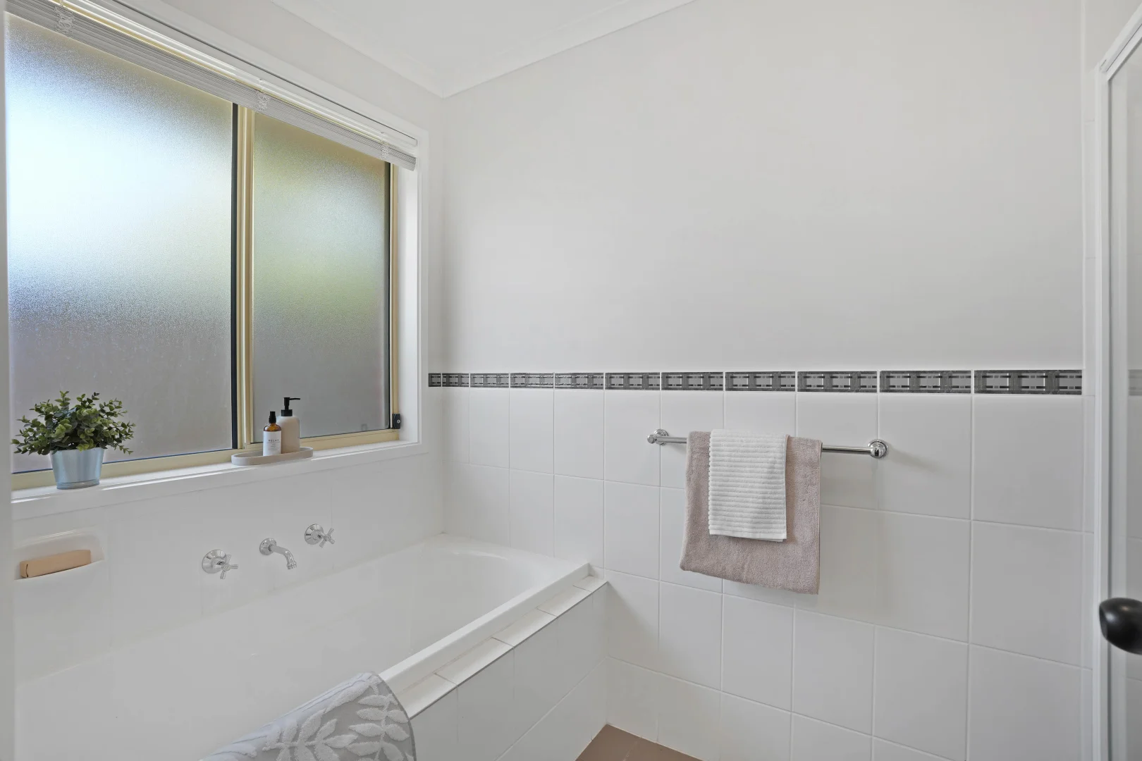 Additional image 9 of 10 Crown Court, Munno Para West SA 5115