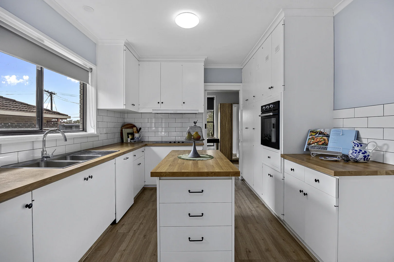 Additional image 4 of 12 Strathdale Crescent, Strathdale VIC 3550