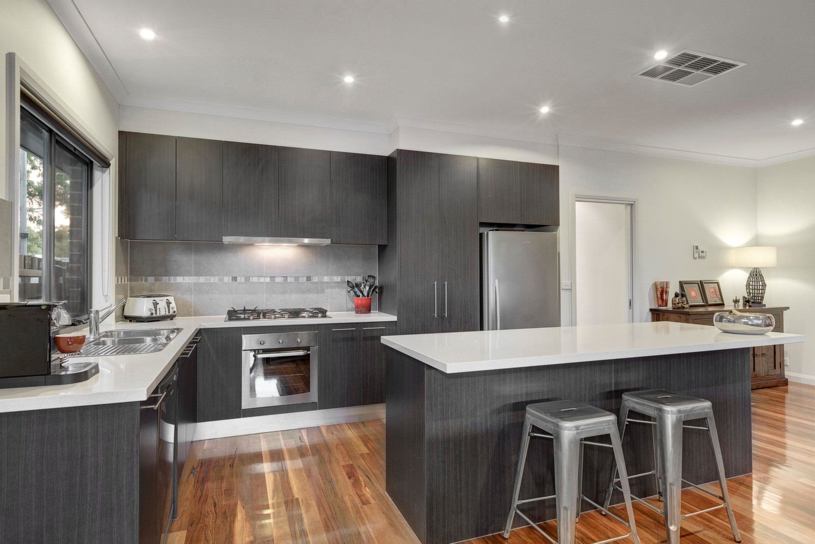 5 Alwyn Court Mitcham VIC 3132 House For Rent Domain