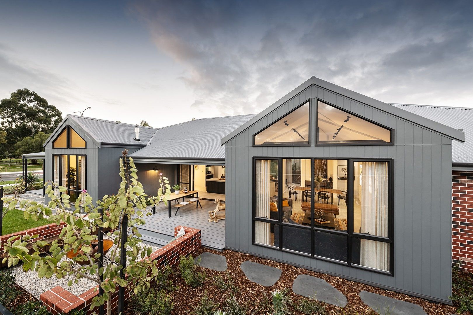 4 bedrooms New House & Land in Lot 2089 Coogee St ALKIMOS WA, 6038