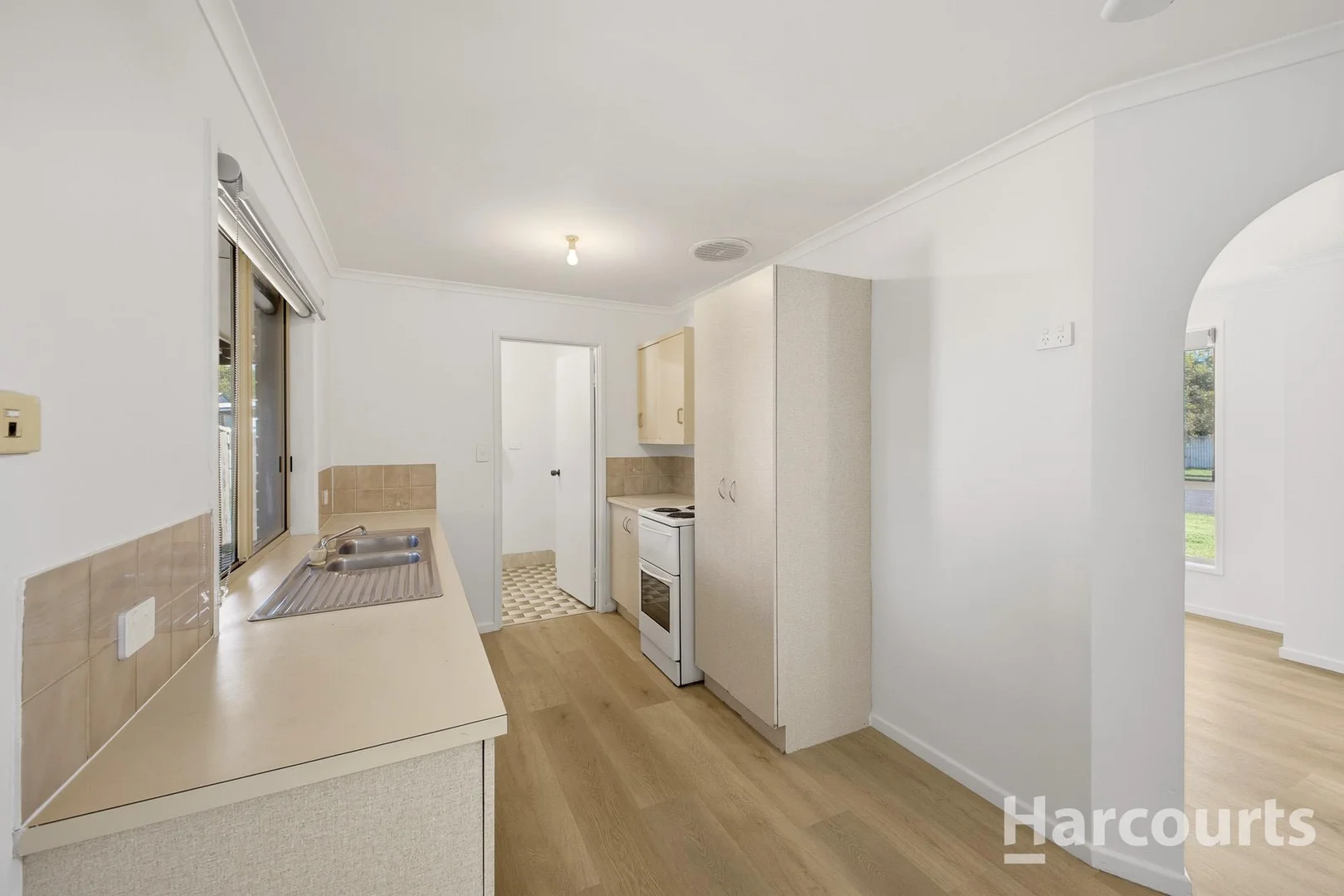 Additional image 2 of 11 Ross Street, Urangan QLD 4655