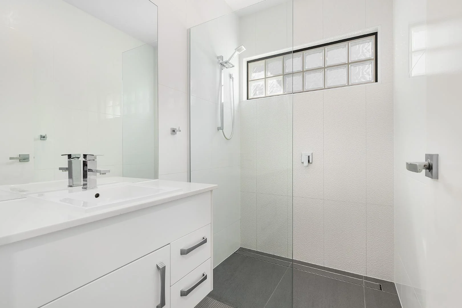 Additional image 4 of 2/15A Grafton Street, Windsor QLD 4030