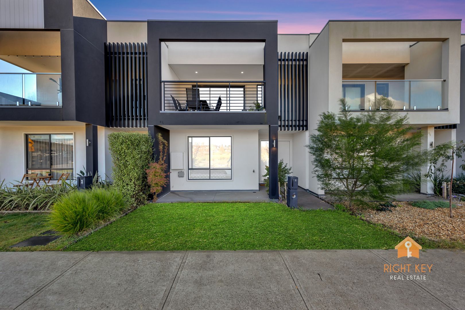 2 MAHARA WALK, Cranbourne West VIC 3977, Image 1