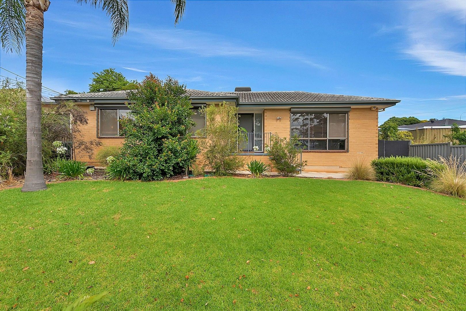 3 bedrooms House in 48 Warrandee Drive MODBURY NORTH SA, 5092