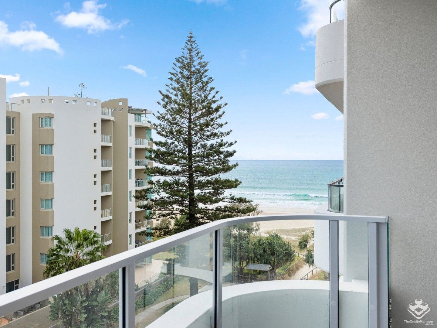 1 bedrooms Apartment / Unit / Flat in 604/4 Twenty First Avenue PALM BEACH QLD, 4221