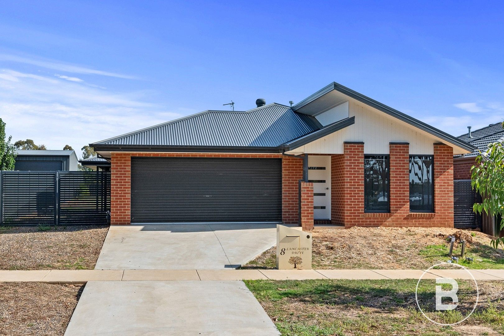 3 bedrooms House in 8 Lancaster Drive JACKASS FLAT VIC, 3556