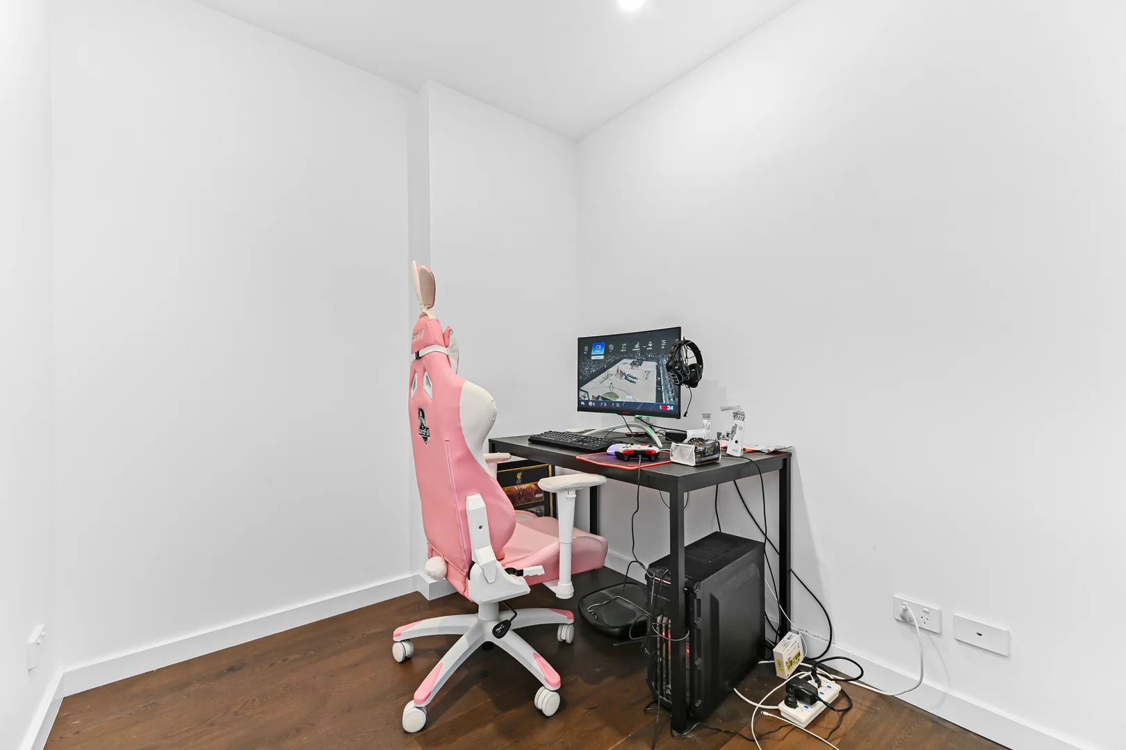 Image 6