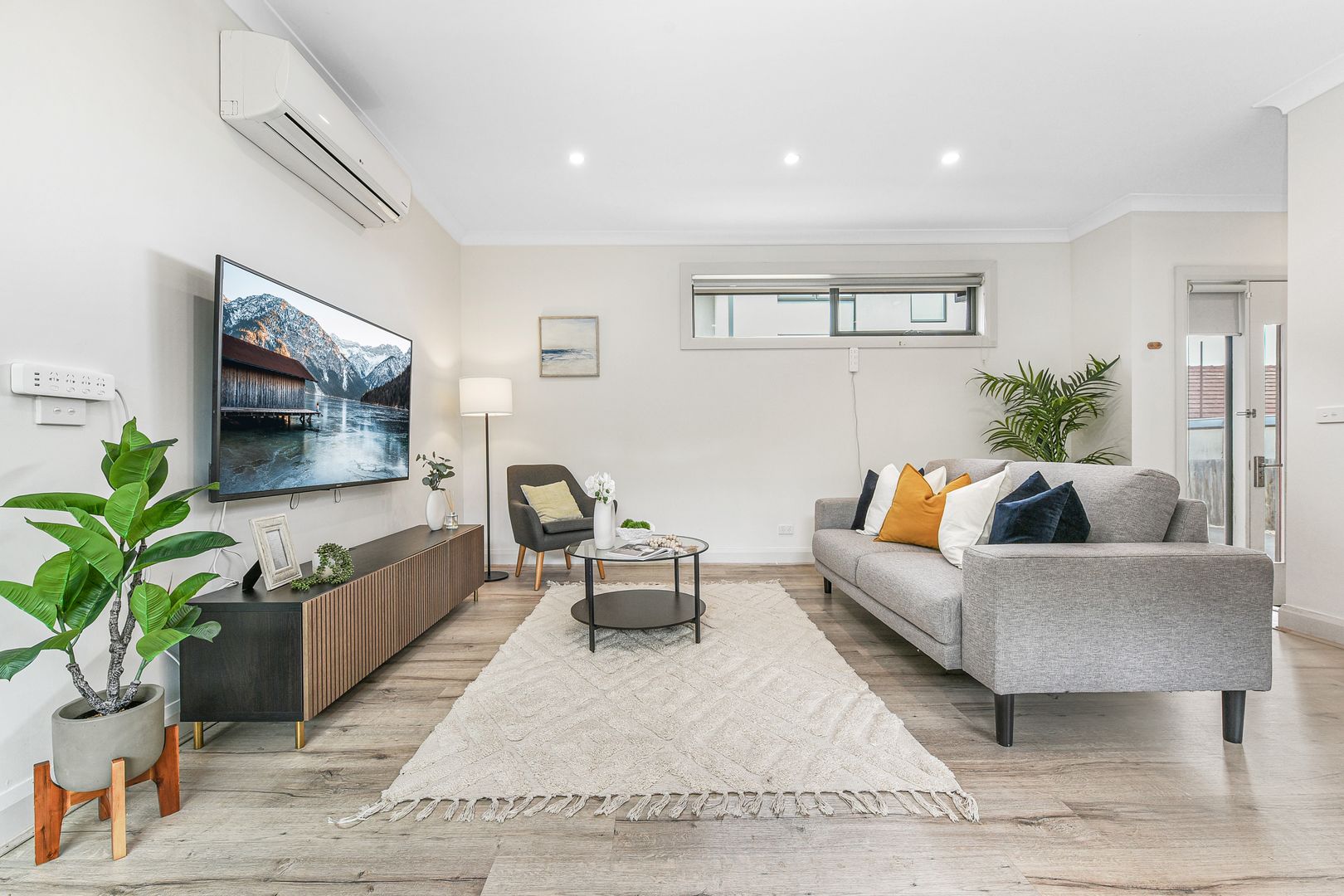 2/9 Keith Street, Oakleigh East VIC 3166, Image 1