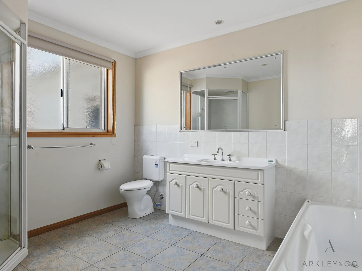 Additional image 5 of 2/91 Gordons Hill Road, Lindisfarne TAS 7015