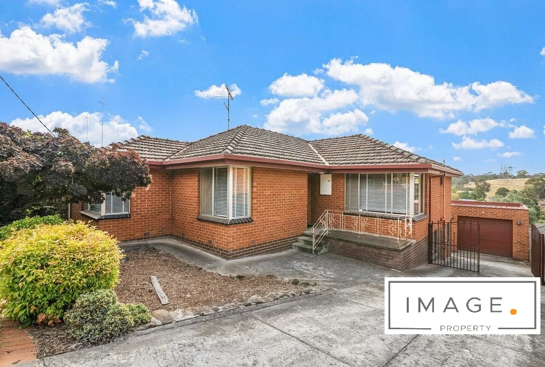38 Valley Cres, Glenroy VIC 3046