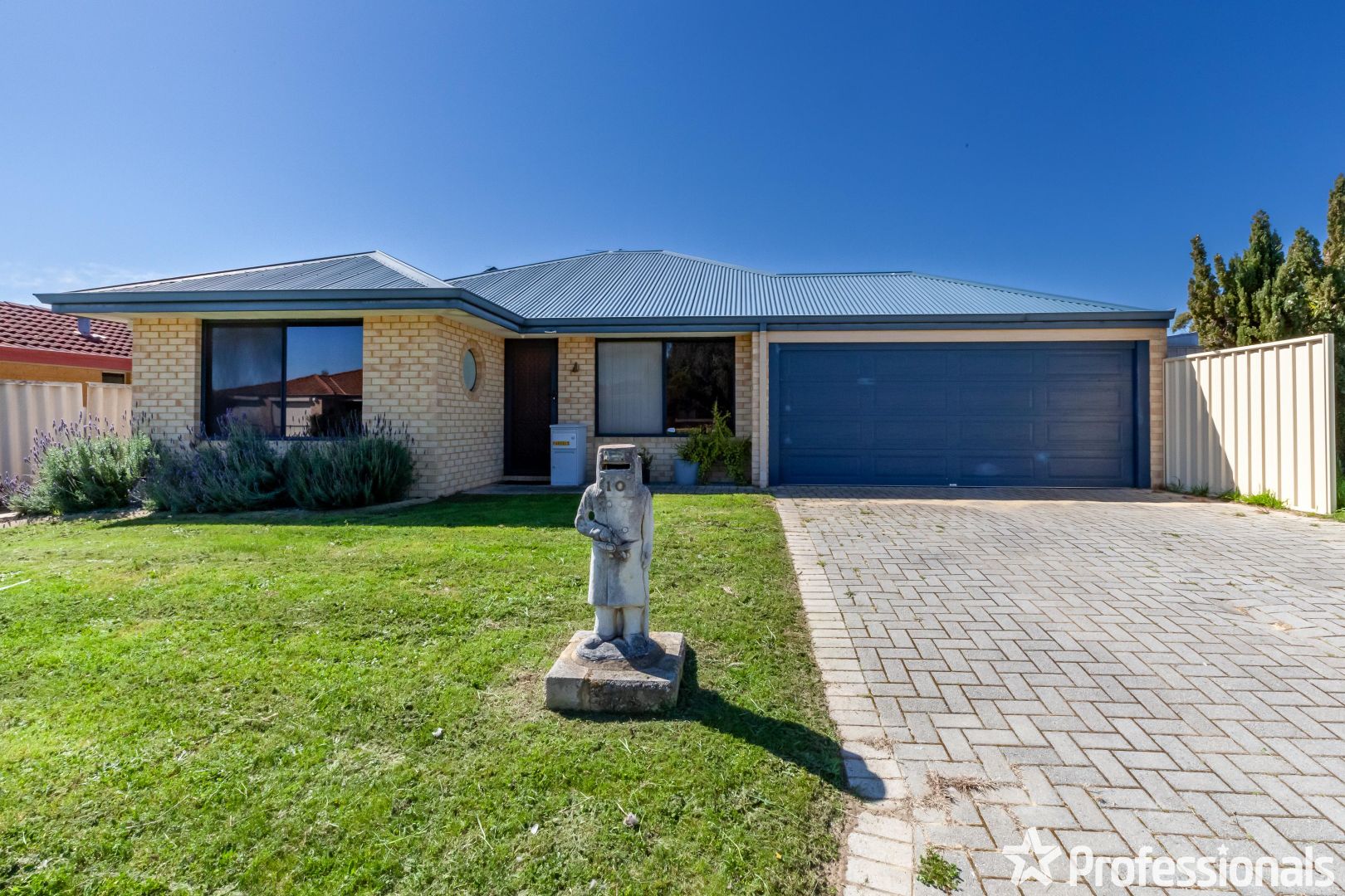 10 Jobson Loop, Brookdale WA 6112 House For Rent 520 Domain