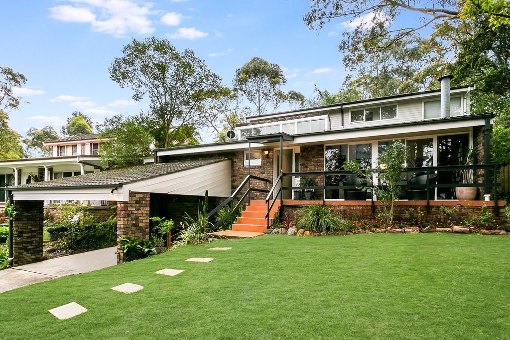 4 bedrooms House in 11 Brunton Place MARSFIELD NSW, 2122