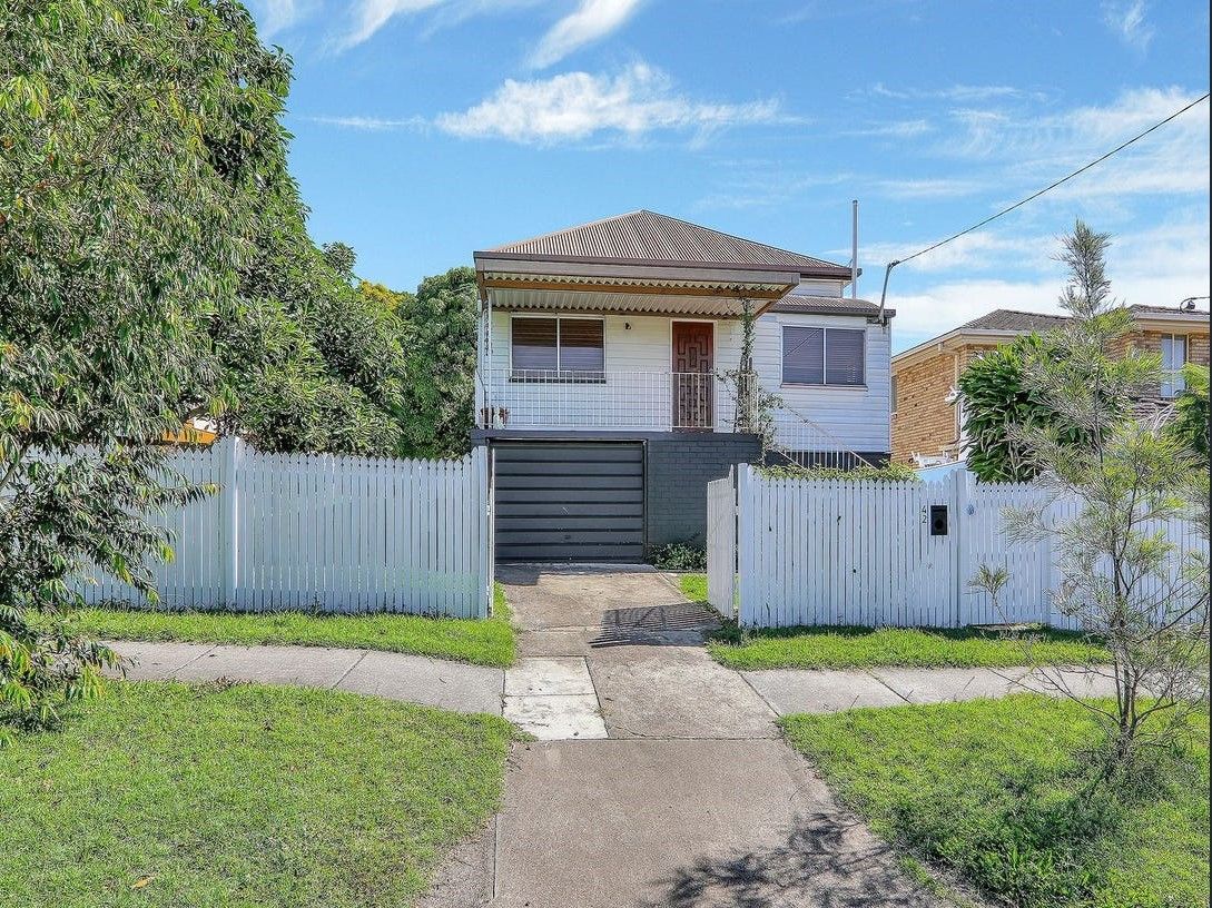 4 bedrooms House in 42A Darra Avenue DARRA QLD, 4076
