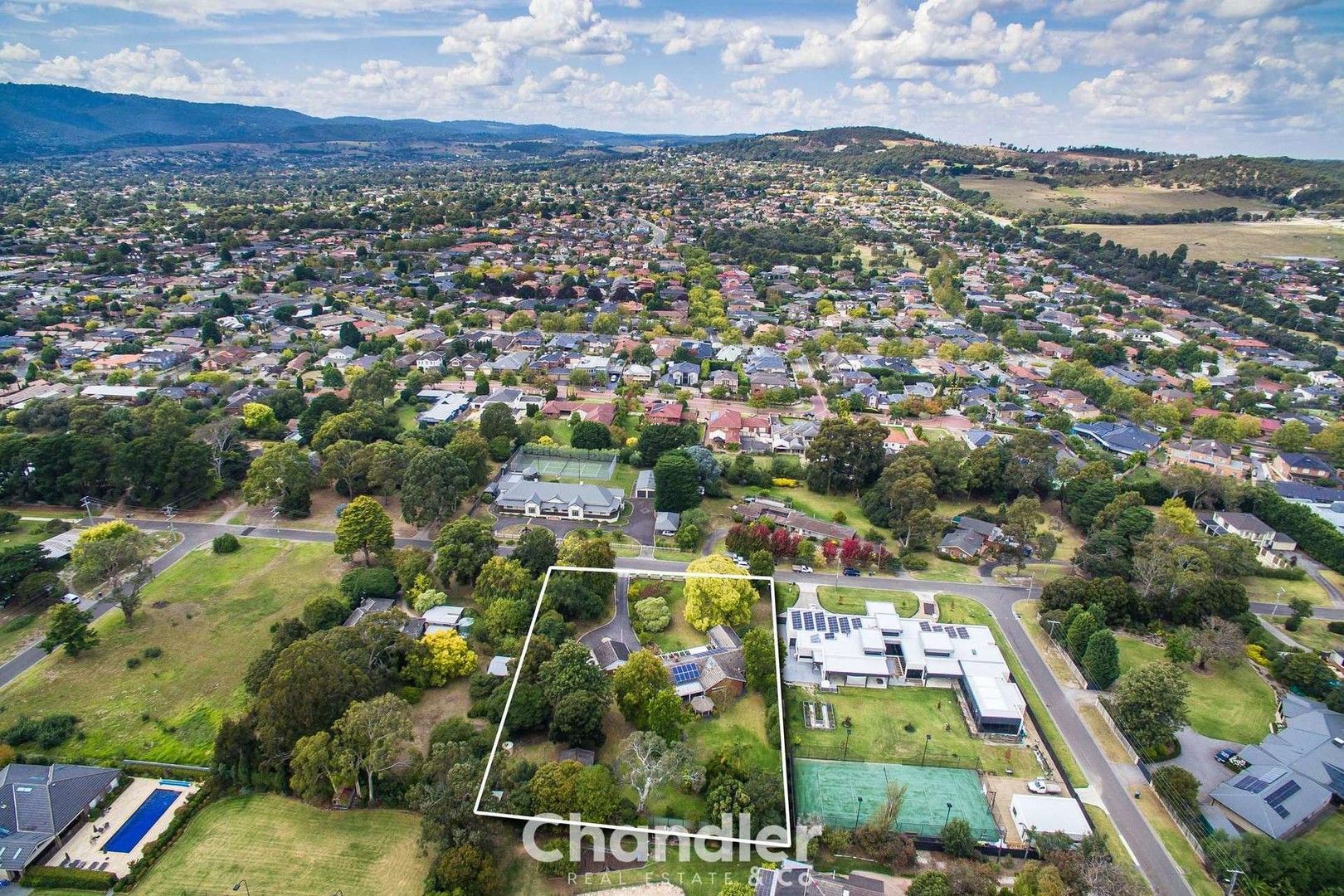 15 Raymond Road, Rowville VIC 3178, Image 0