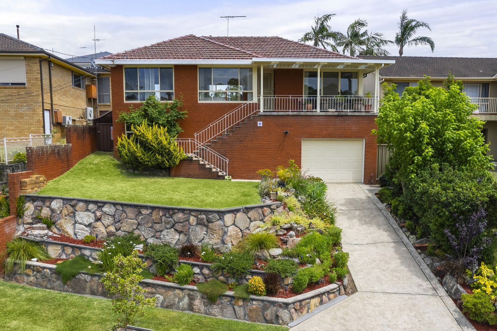 4 bedrooms House in 25 Wylie Street KIRRAWEE NSW, 2232