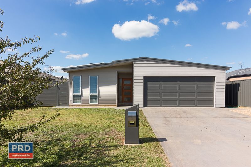 3 Deniston Circuit, Bungendore NSW 2621, Image 0