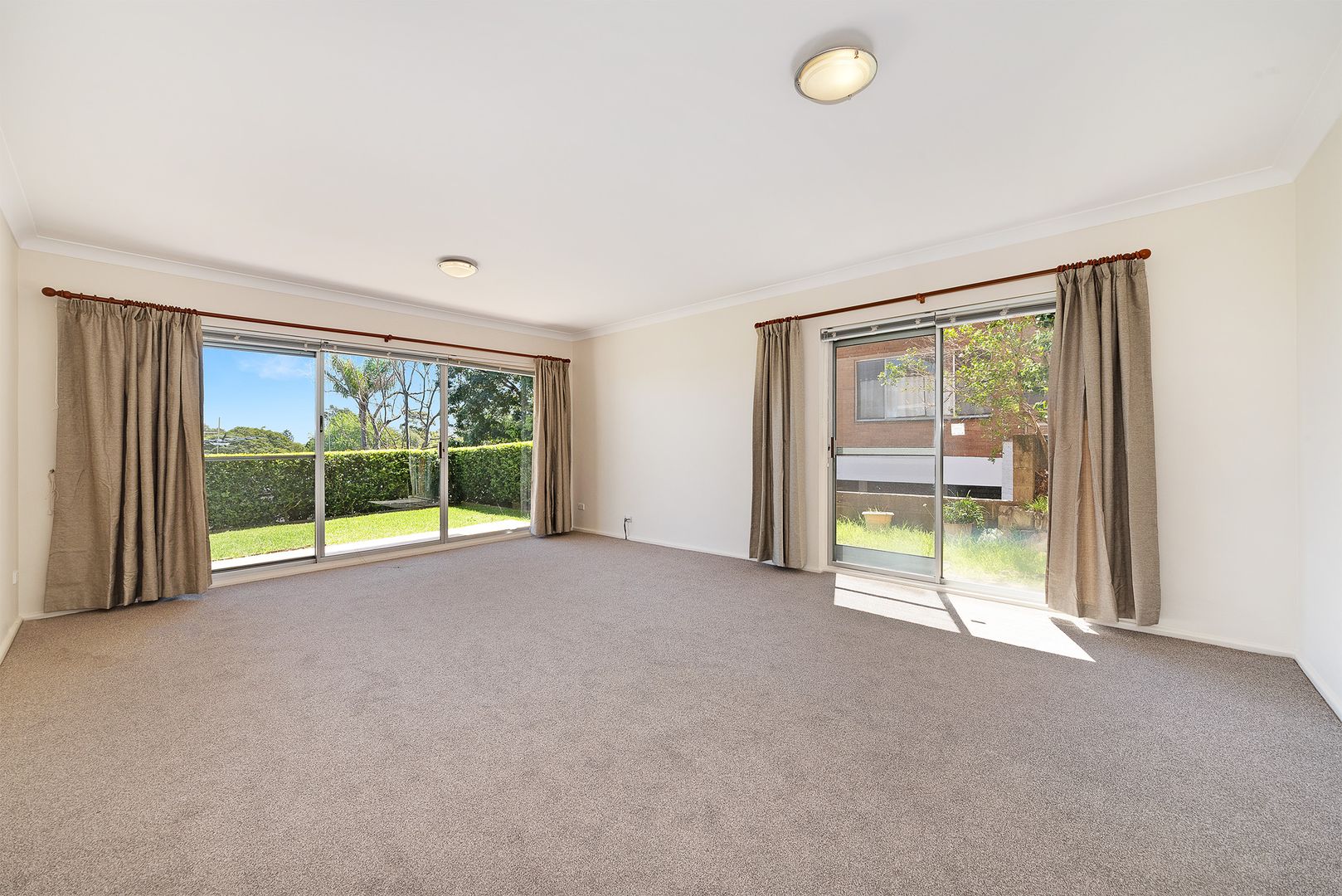 2/23 Greenwich Road, Greenwich Property History & Address Research