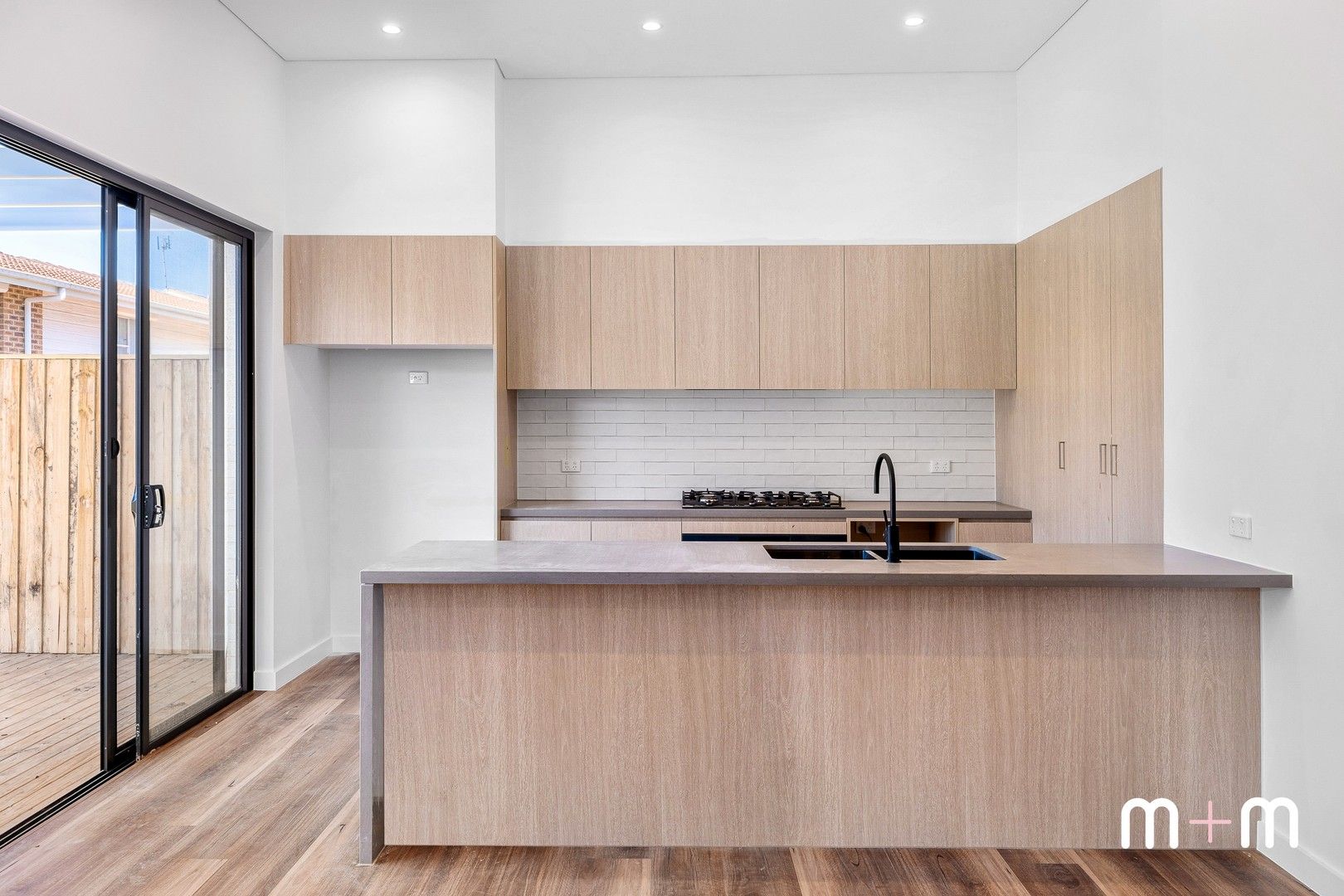 3 bedrooms Townhouse in 3/16-18 The Avenue CORRIMAL NSW, 2518