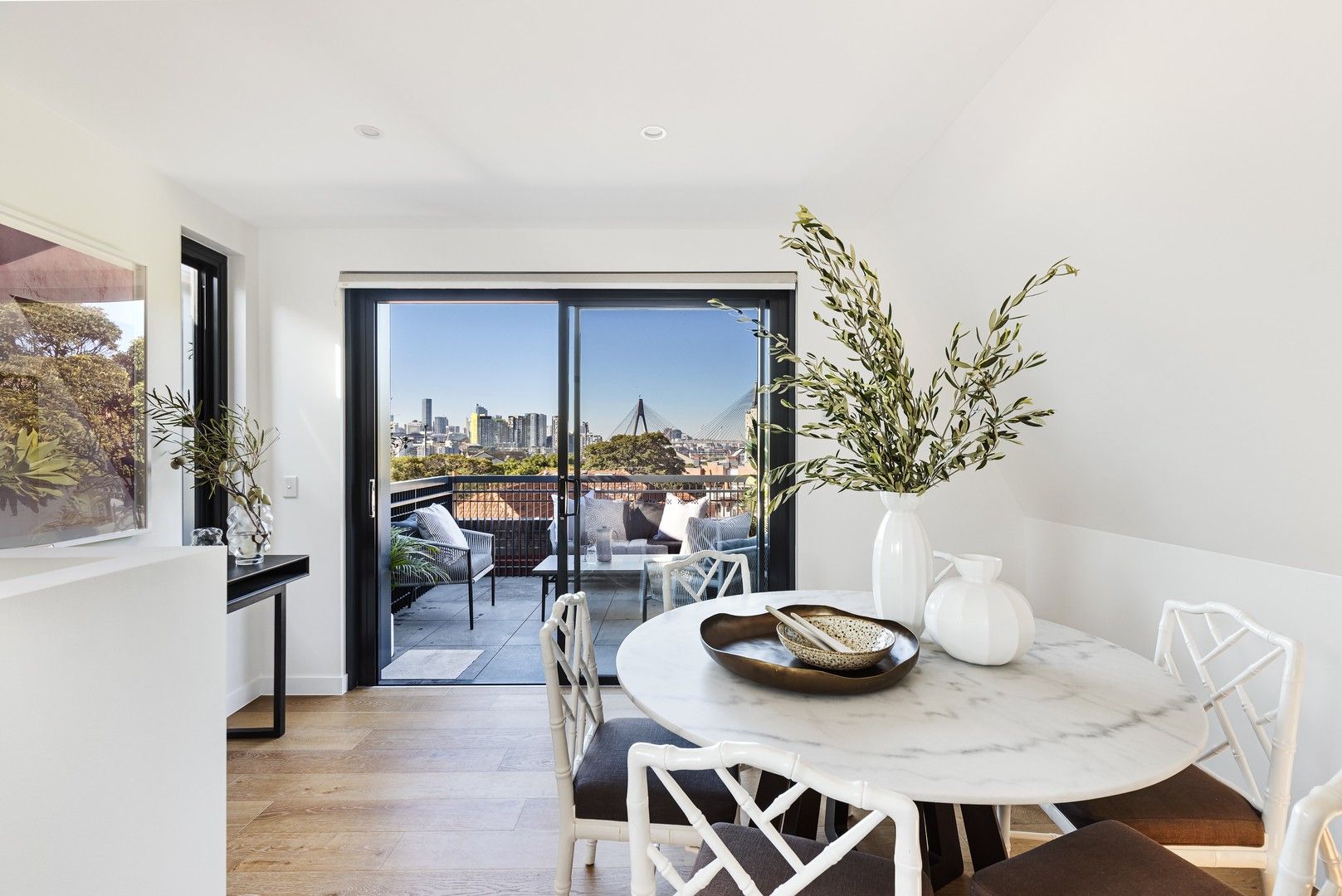 2 bedrooms Apartment / Unit / Flat in 19/100 Reynolds Street BALMAIN NSW, 2041