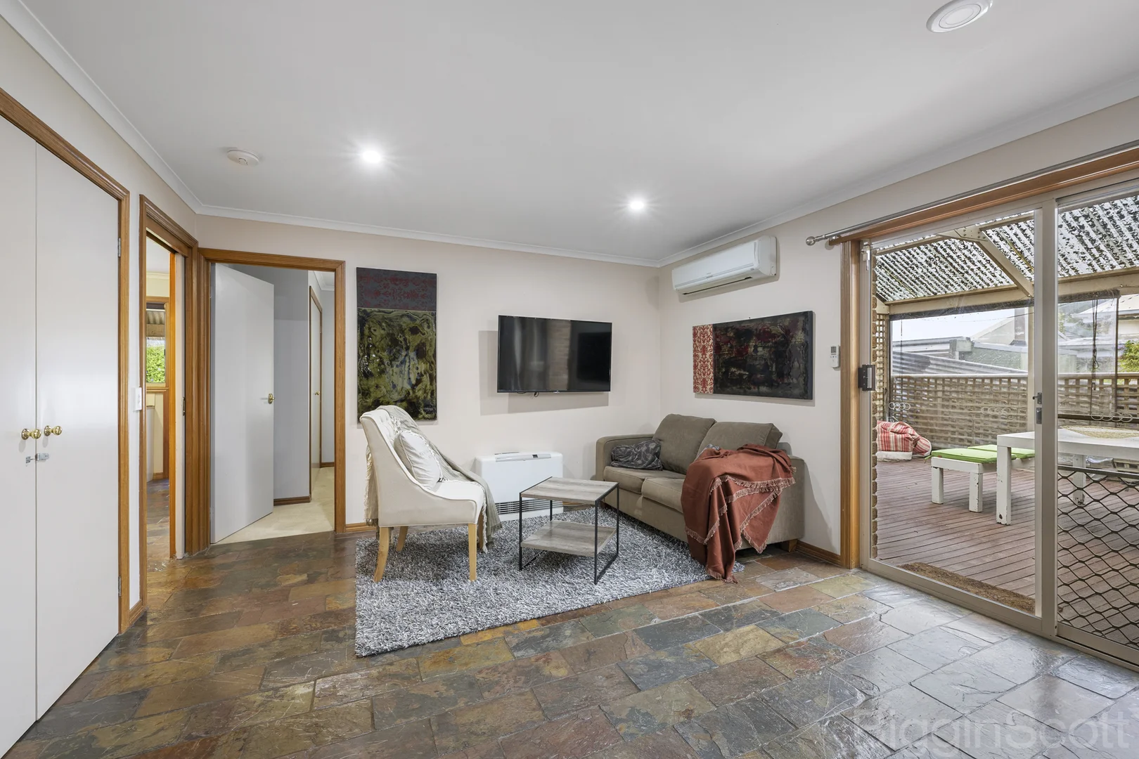 Additional image 4 of 617 Barkly Street, Golden Point VIC 3350