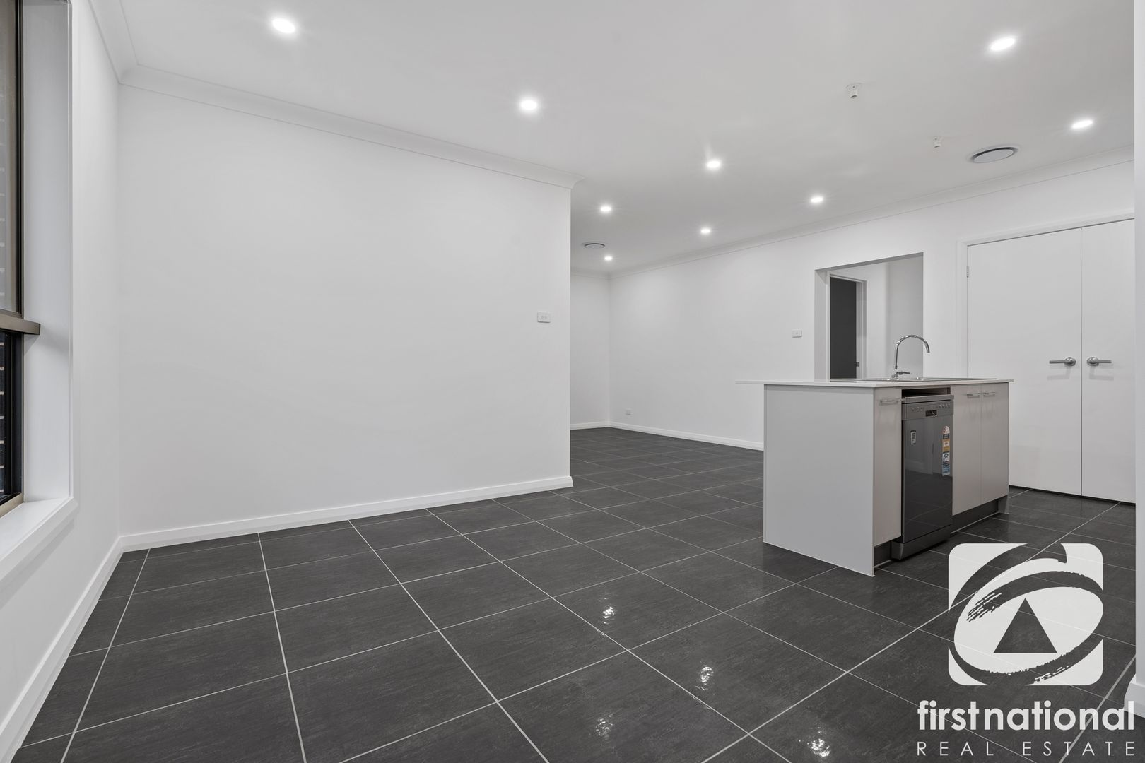 109 Lillywhite Circuit, Oran Park NSW 2570, Image 2