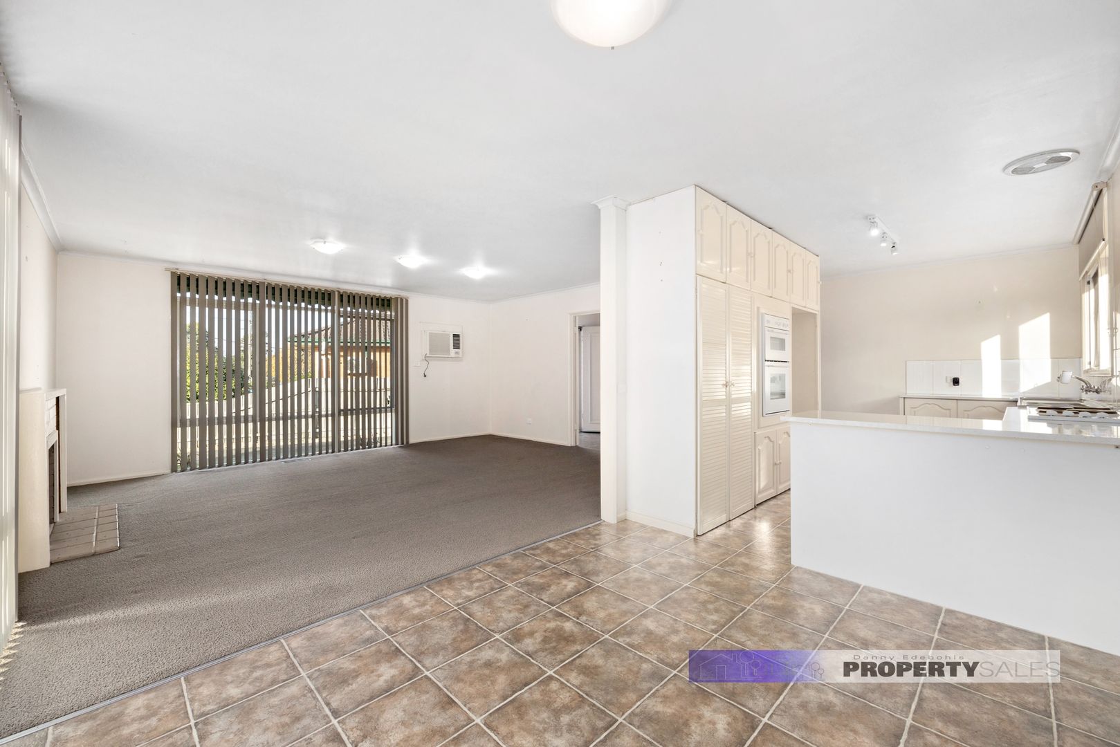 27 Northern Avenue, Newborough VIC 3825, Image 2