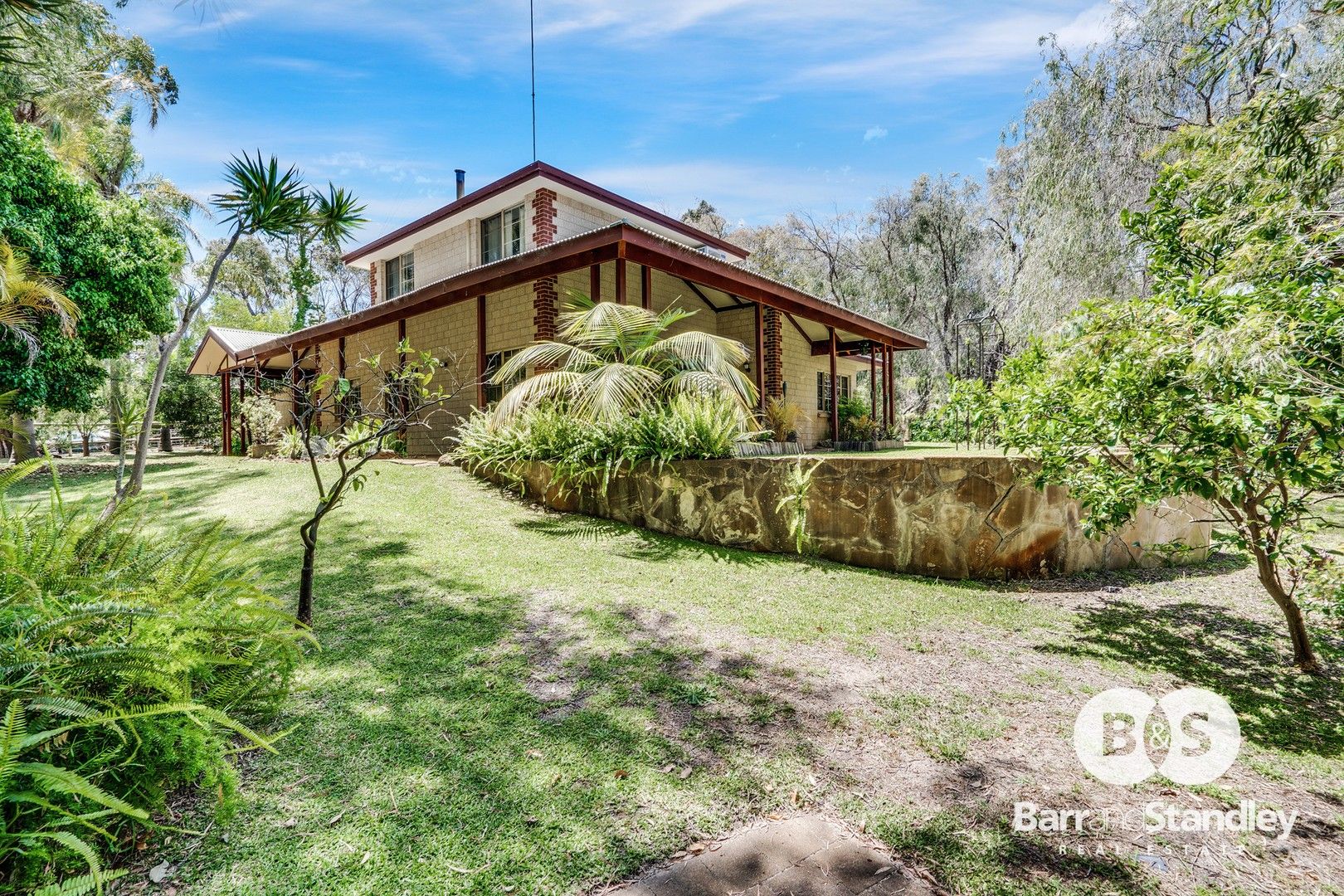 6 Shenton Close, Leschenault WA 6233, Image 0