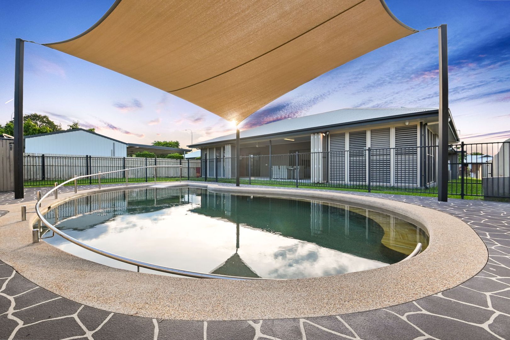 3 Beach Oak Drive, Mount Low