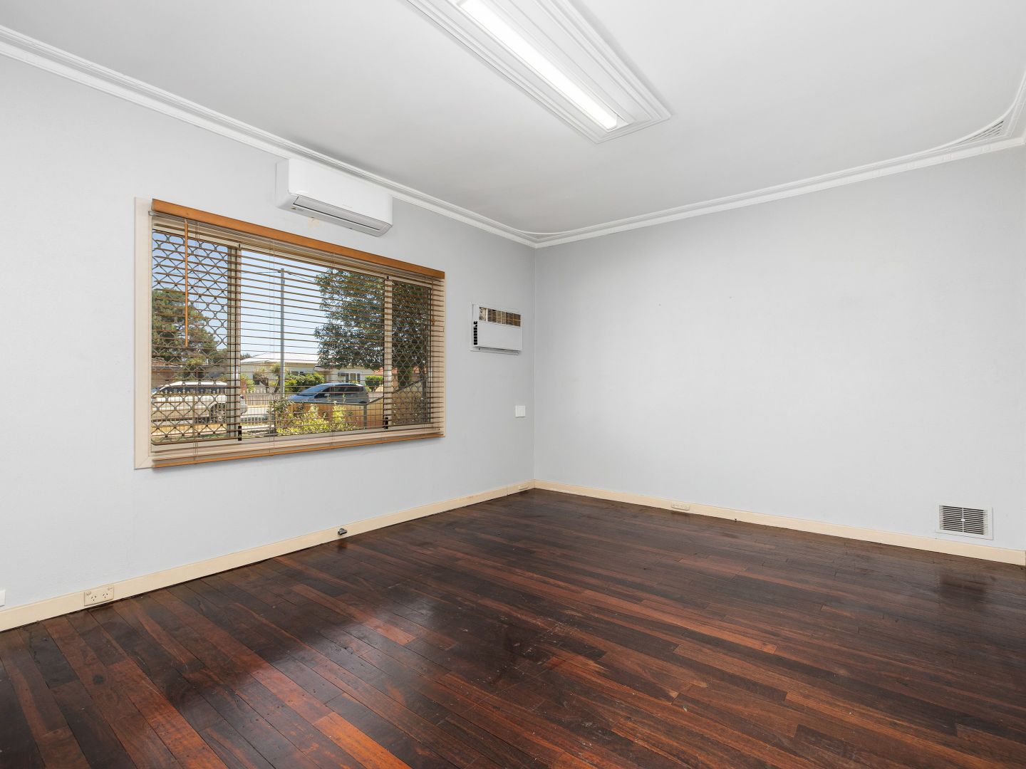 161 Gibbs St, East Cannington WA 6107 House For Rent 400 Domain