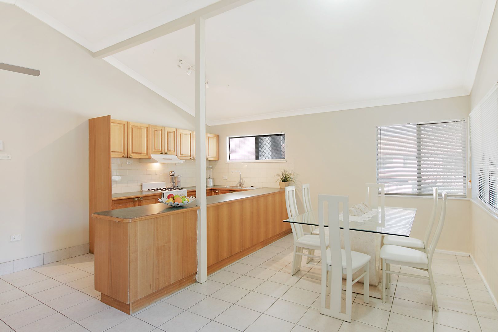 143 Sunshine Parade, Sunshine NSW 2264, Image 2