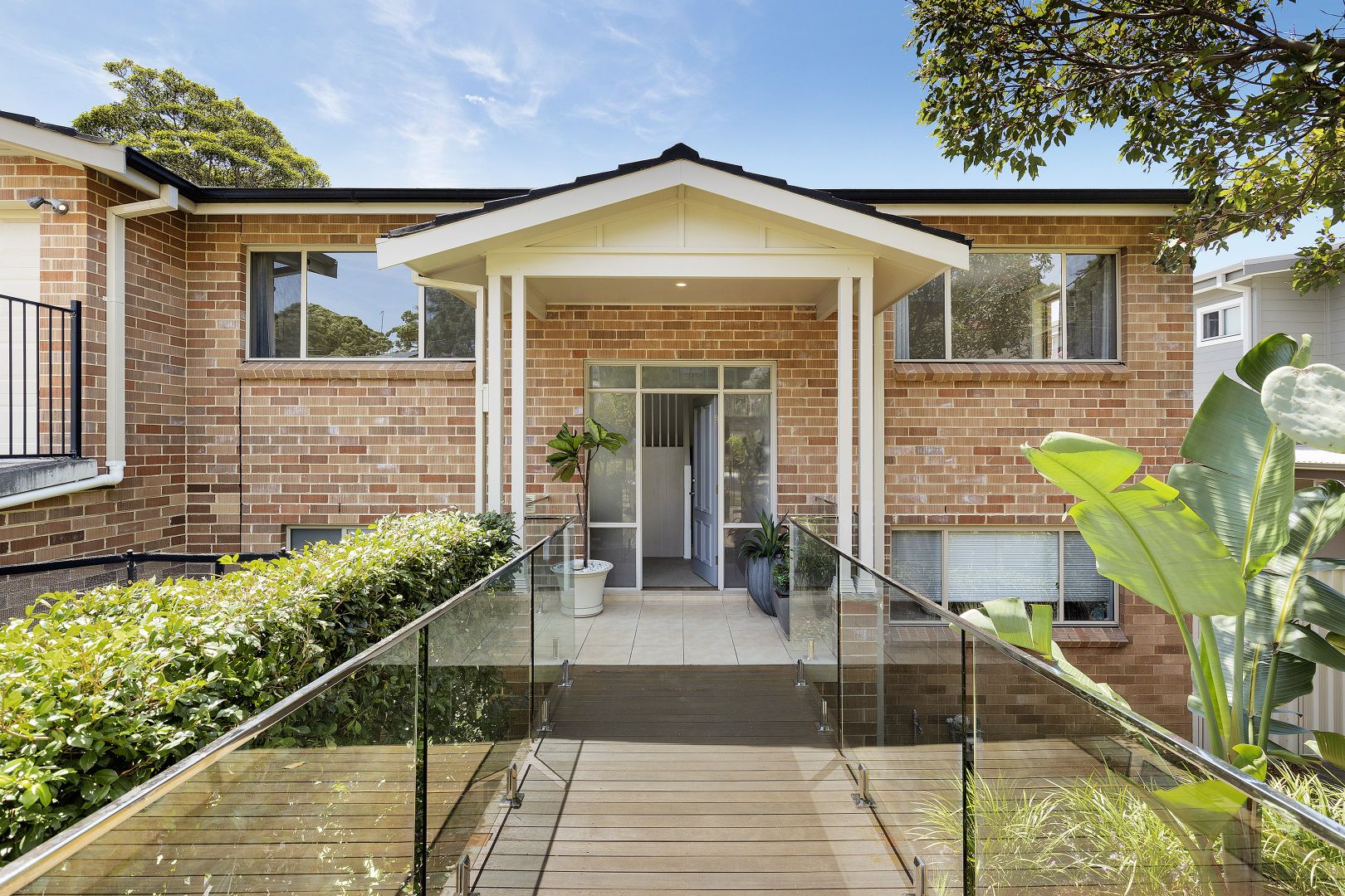 142 Mcintosh Road, Beacon Hill Property History & Address Research