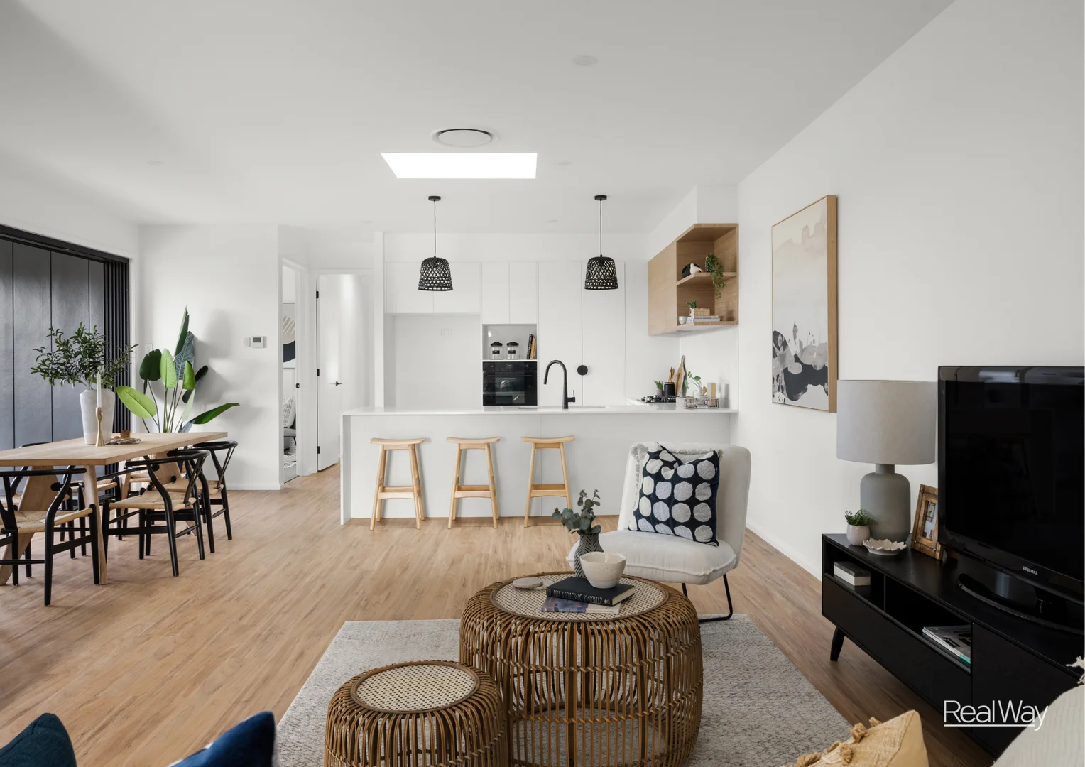 Additional image 5 of 2/4 Pyrenees Close, Middle Ridge QLD 4350