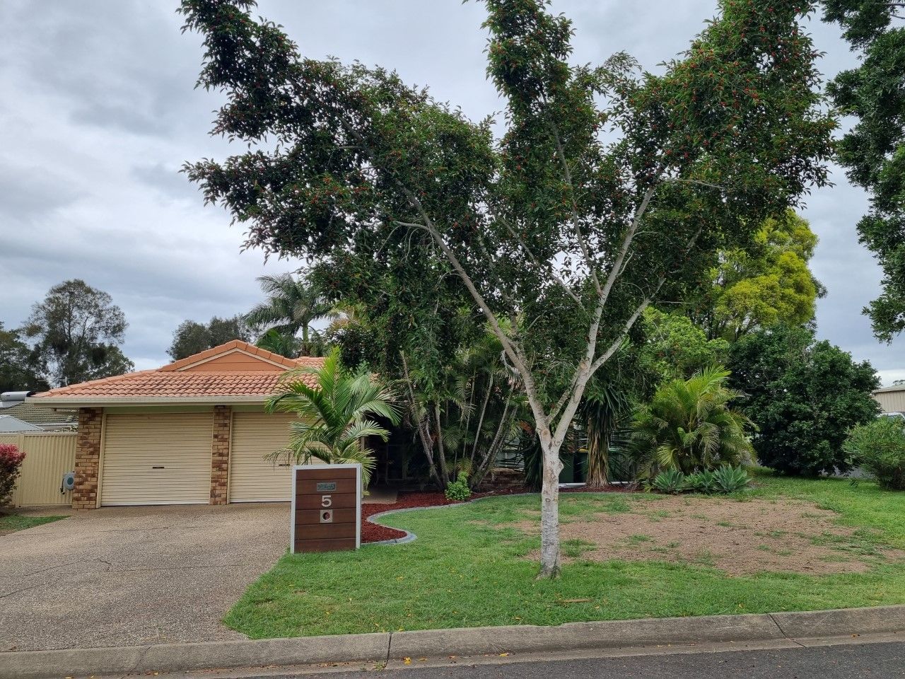 5 She Oak Court, Redbank Plains QLD 4301, Image 2