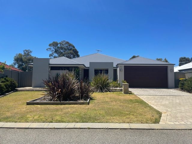 4 bedrooms House in 41 Ringwood Loop WELLARD WA, 6170