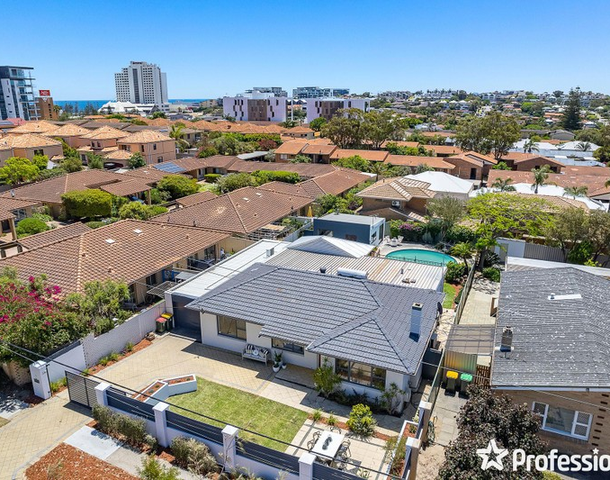 46 Brighton Road, Scarborough WA 6019