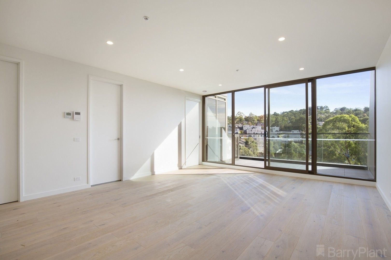 2 bedrooms Apartment / Unit / Flat in 601/42 Nelson Street RINGWOOD VIC, 3134