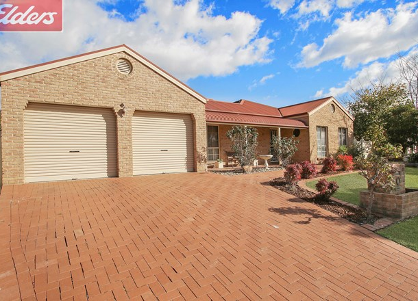 18 Elmslie Circuit, West Wodonga VIC 3690