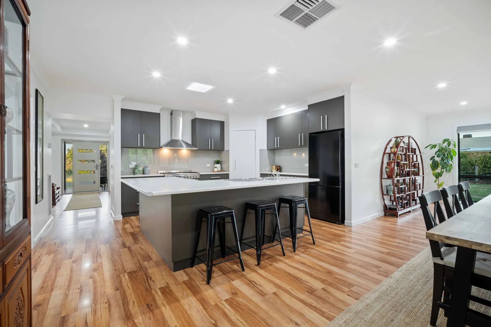 Additional image 2 of 46 Windermere Way, Cardigan Village VIC 3352