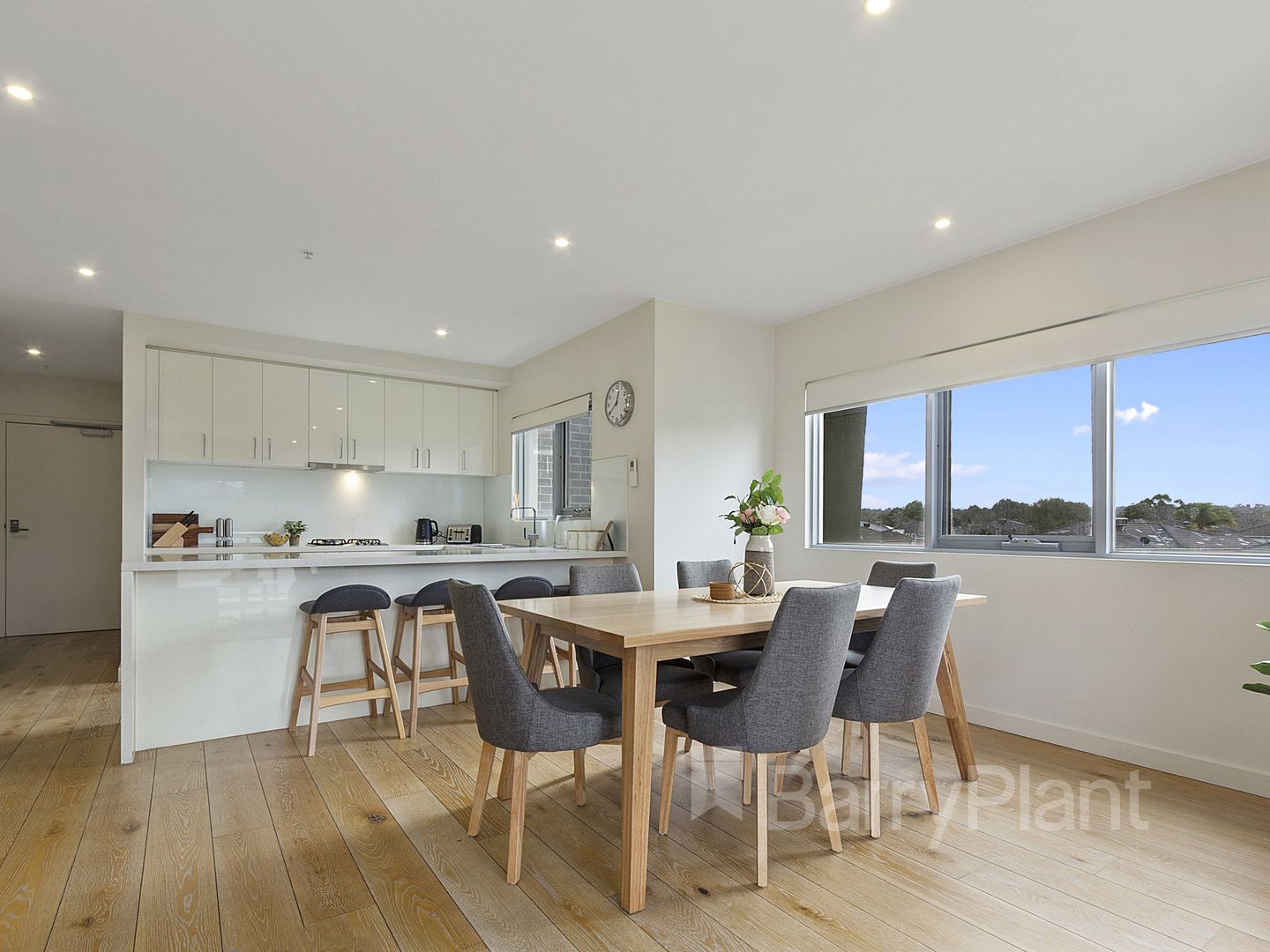 2 bedrooms Apartment / Unit / Flat in 214/436 Stud Road WANTIRNA SOUTH VIC, 3152