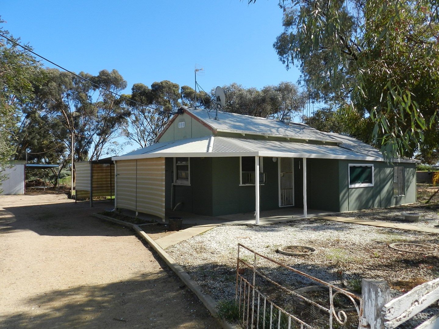 15 McLeod Street, Cobdogla SA 5346, Image 0