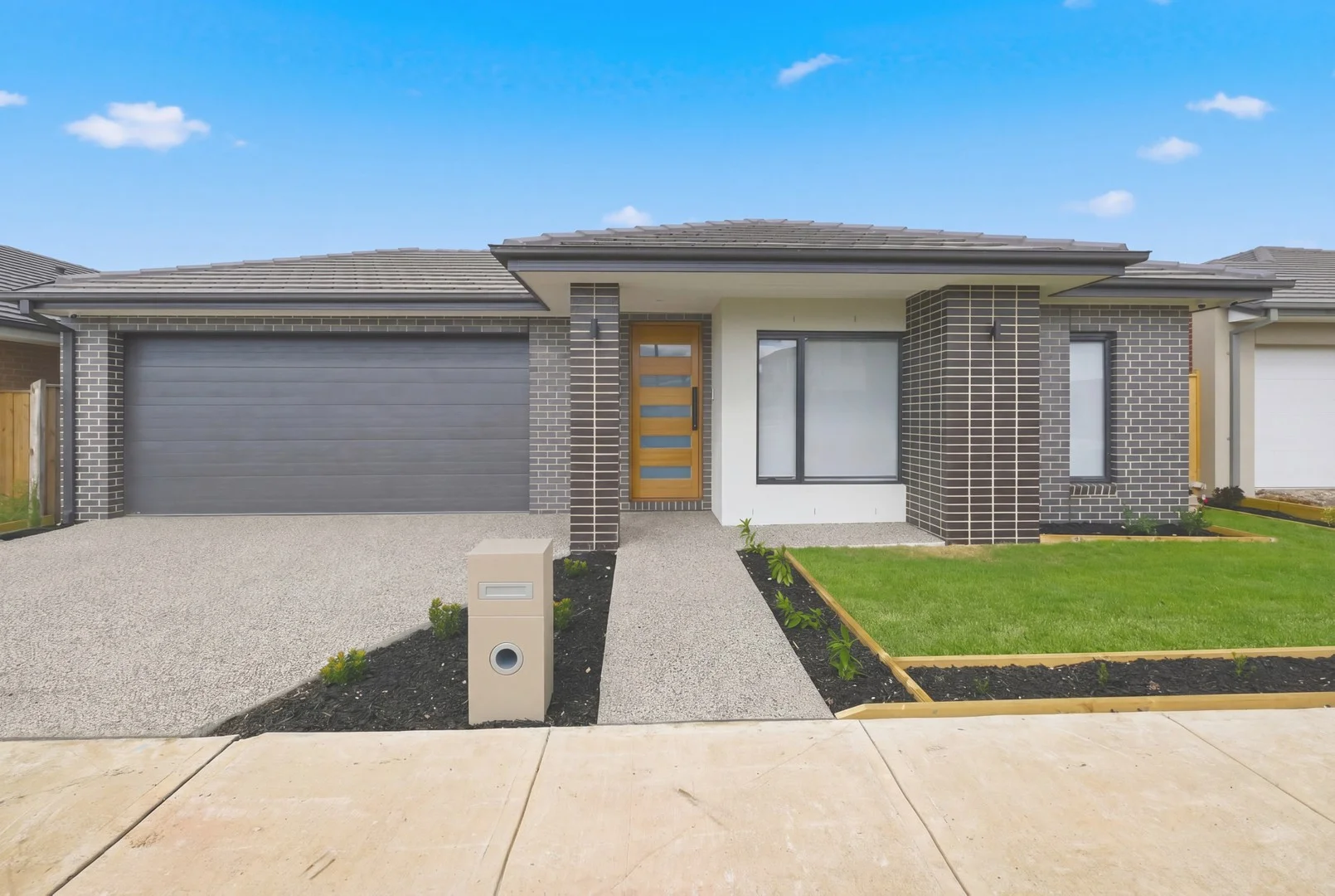 Primary image of 16 Macara Street, Sunbury VIC 3429